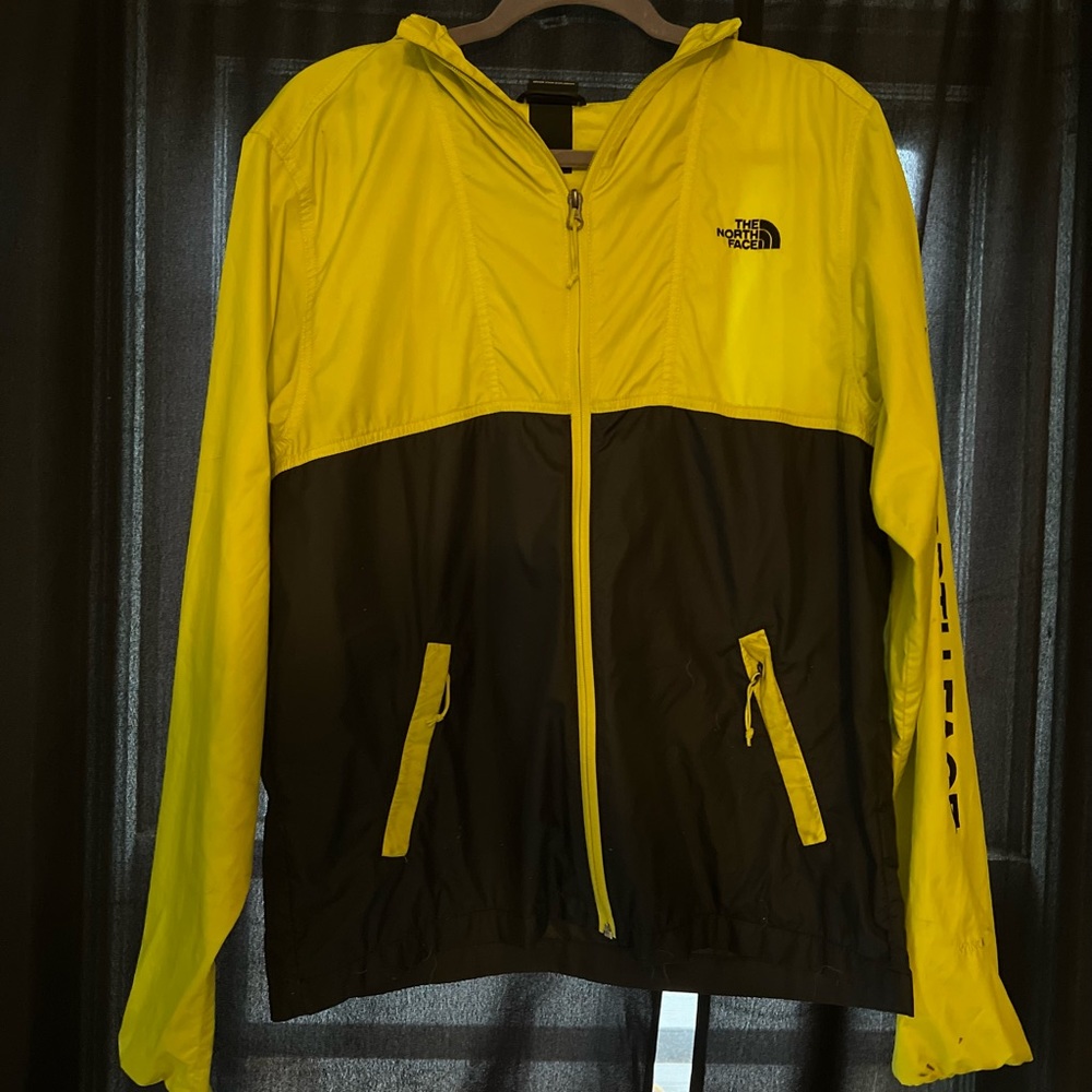 The northface windbreaker